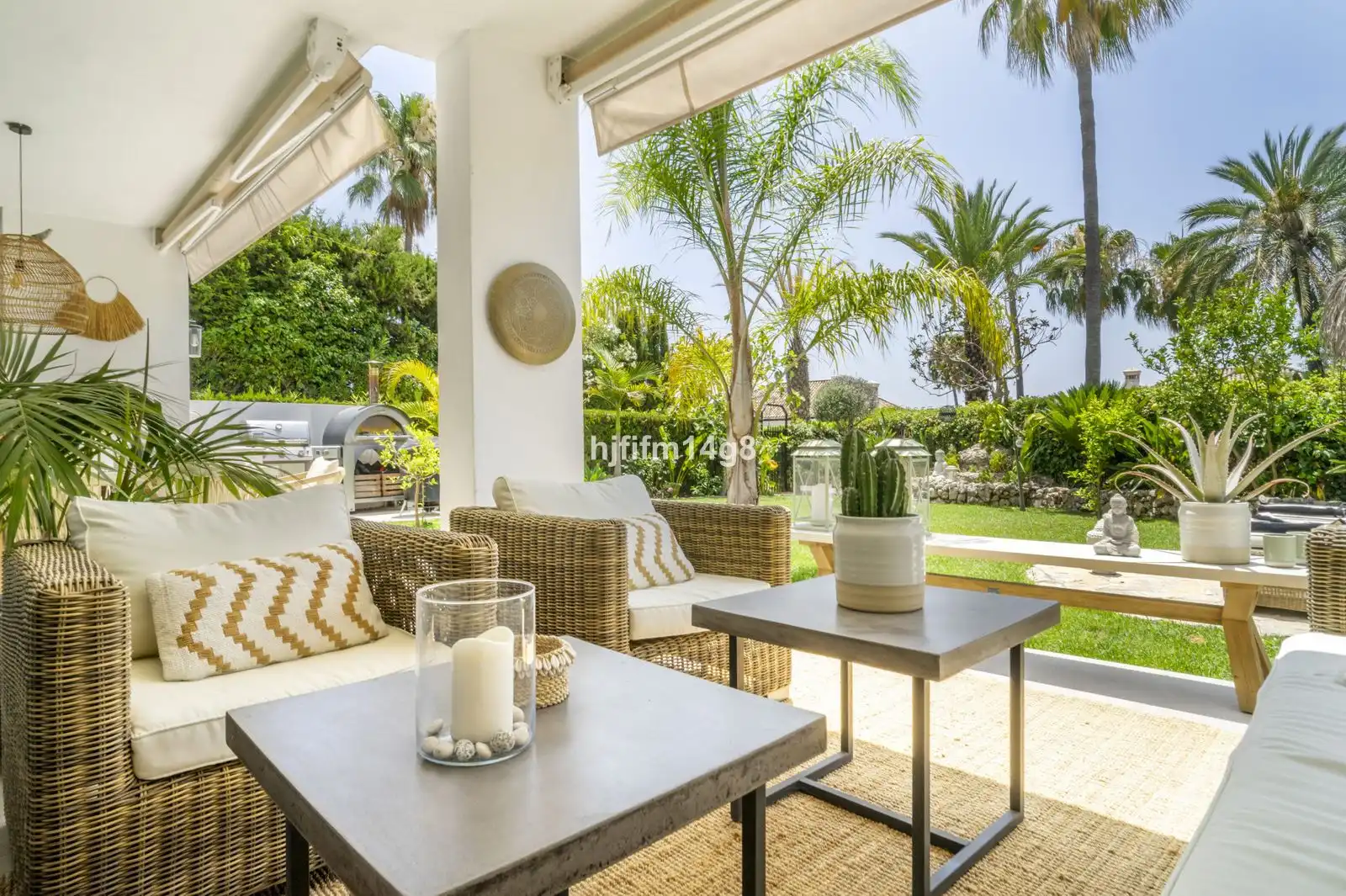 Terraza de Piso en venta en Marbella con Aire acondicionado, Trastero y Amueblado