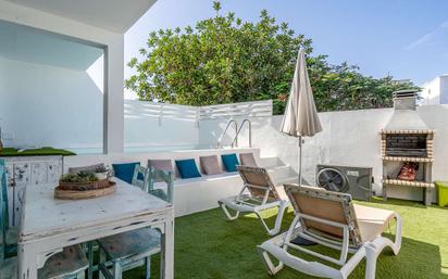 Terrassa de Casa o xalet en venda en San Bartolomé amb Terrassa, Piscina i Moblat