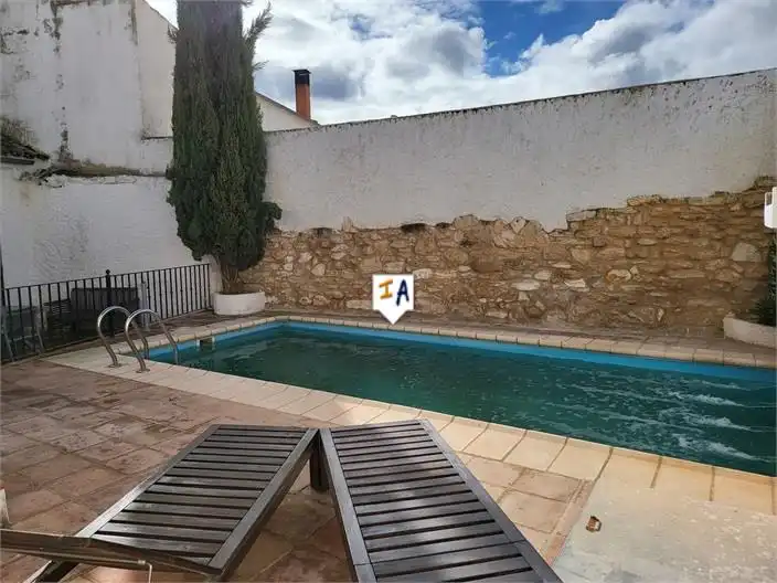 Piscina de Casa adosada en venda en Lora de Estepa amb Piscina