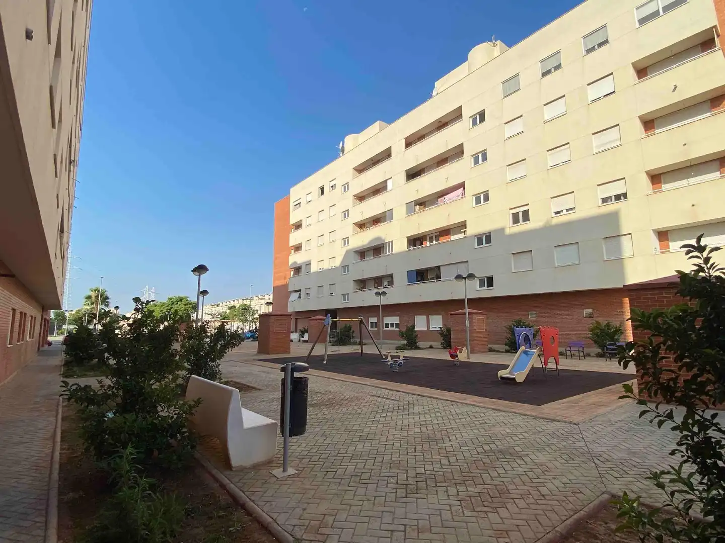 Exterior view of Commercial properties for sale in Castellón de la Plana / Castelló de la Plana