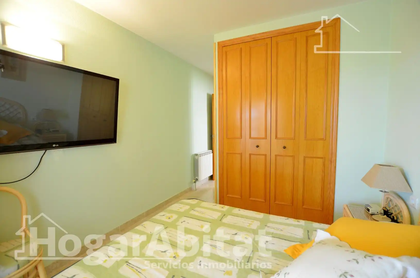 Habitación de Ático en venta en Alicante / Alacant con Calefacción, Jardín privado y Terraza