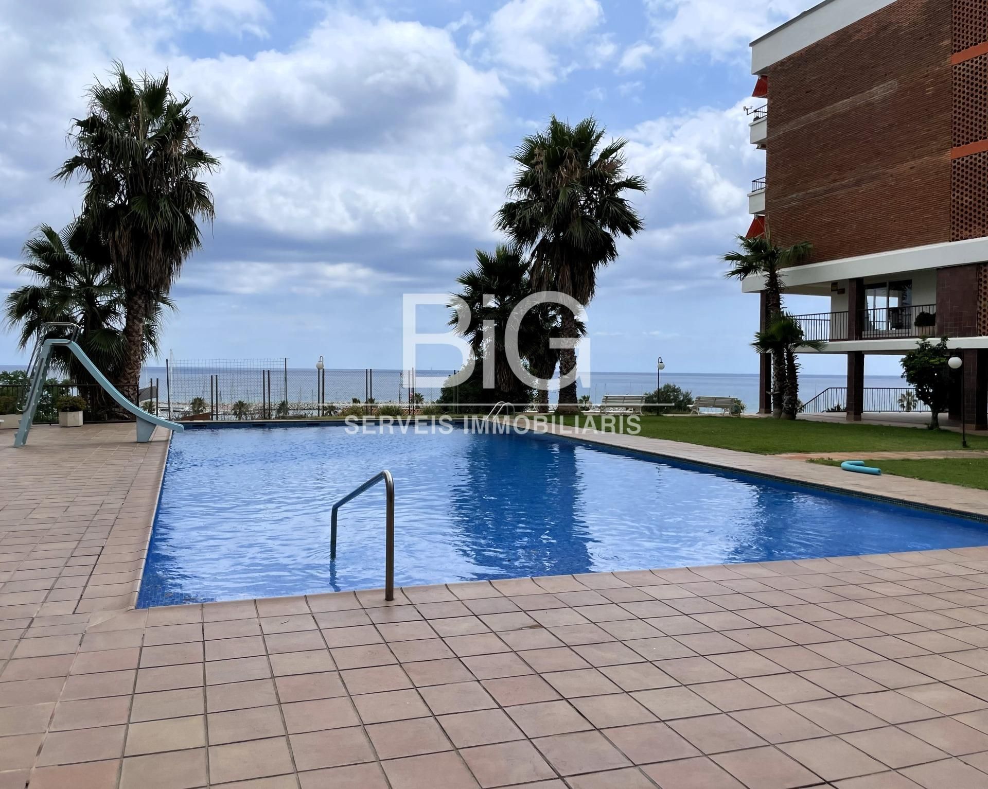 Swimming pool of Flat for sale in Sant Andreu de Llavaneres  with Air Conditioner, Private garden and Terrace