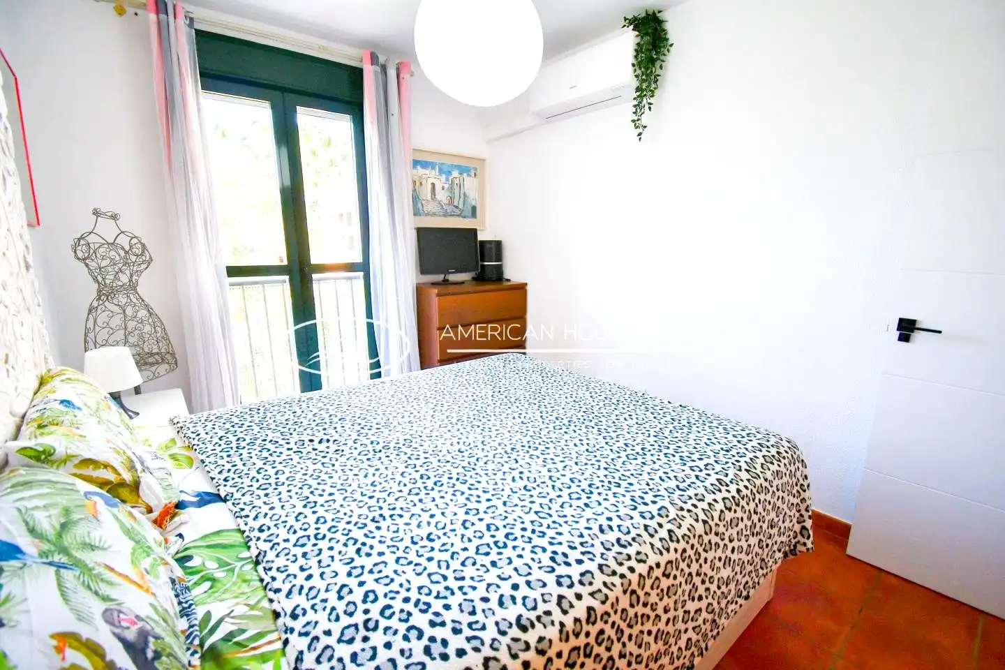 Bedroom of Apartments for sale in Chiclana de la Frontera  with Air Conditioner, Heating and Private garden