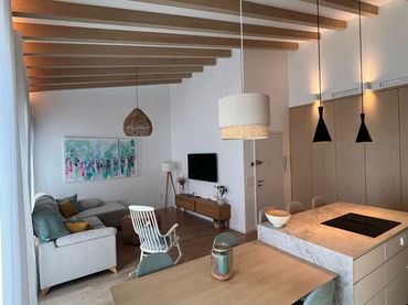 Flat with balcony to rent in Calle de Álvarez Sereix 13