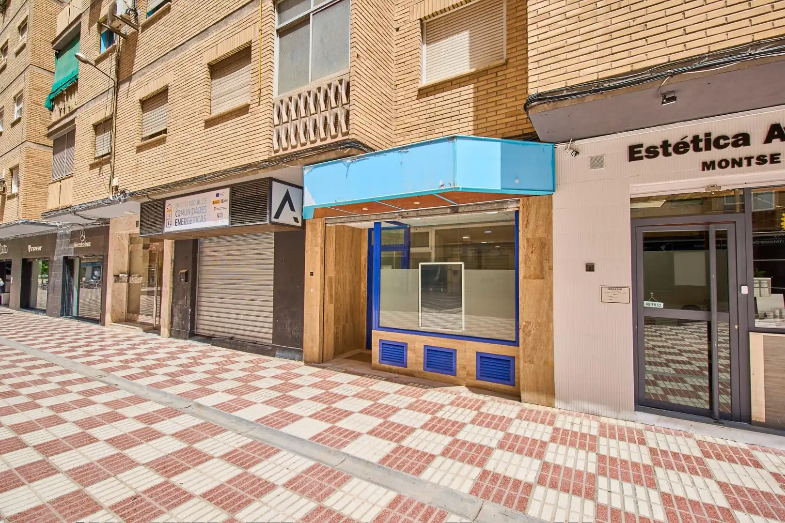 Local de lloguer en Granada amb Aire condicionat