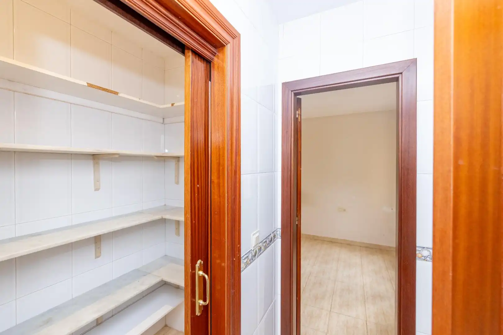 Cocina de Piso de alquiler en Granada con Aire acondicionado, Calefacción y Terraza