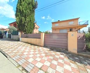 Vista exterior de Casa adosada en venda en Maçanet de la Selva amb Terrassa