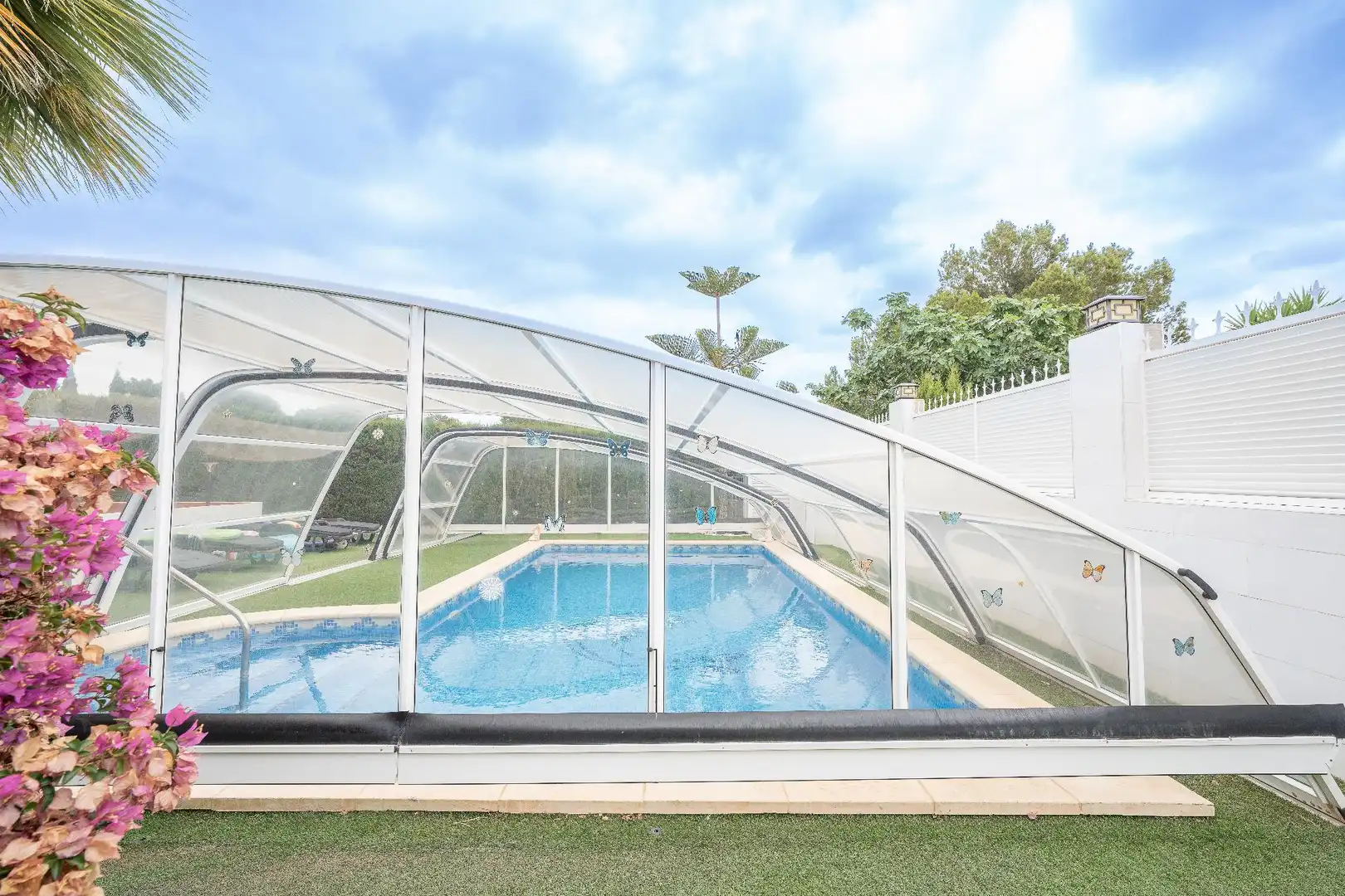 Piscina de Casa o xalet en venda en La Nucia amb Calefacció, Jardí privat i Terrassa