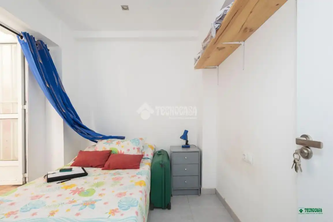 Habitación de Piso en venta en Almería