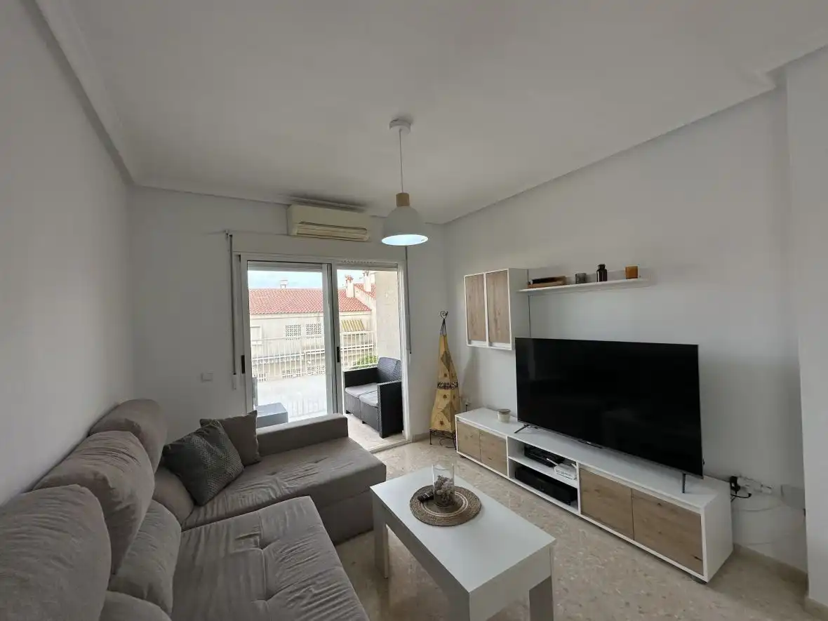 Sala de estar de Apartamento en venta en Elche / Elx con Calefacción, Terraza y Piscina