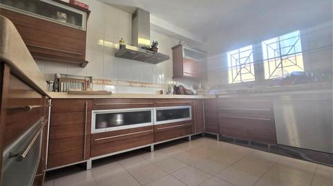 Foto 2 de Casa adosada en venda a Playamar - Benyamina, Málaga