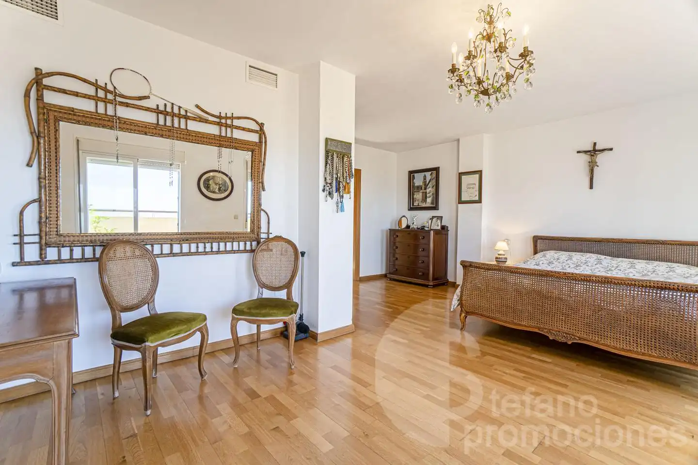 Dormitori de Casa adosada en venda en Málaga amb Aire condicionat, Jardí privat i Terrassa