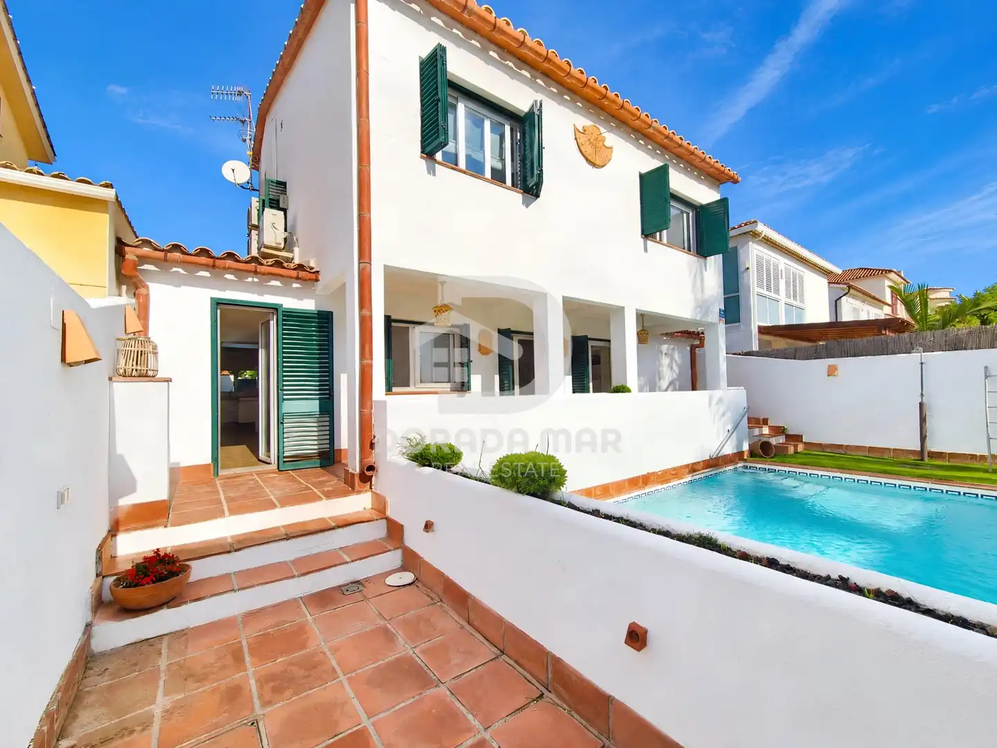 Vista exterior de Casa o chalet en venta en Sant Pere de Ribes con Calefacción, Jardín privado y Piscina
