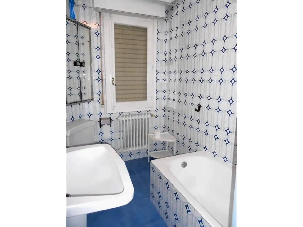 Baño de Piso en venta en  Logroño con Calefacción y Terraza