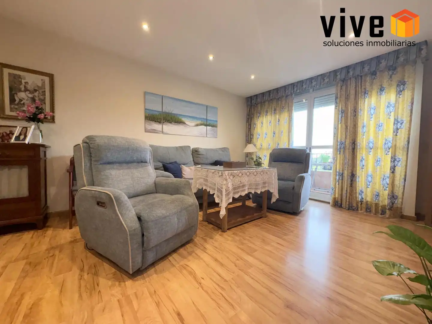 Sala de estar de Piso en venta en Sevilla con Calefacción y Terraza