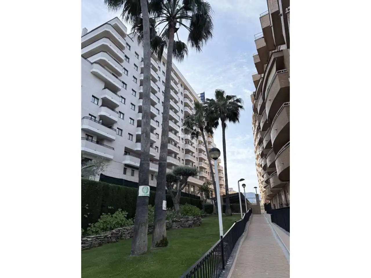 Vista exterior de Apartament en venda en Oropesa del Mar / Orpesa amb Aire condicionat, Terrassa i Moblat
