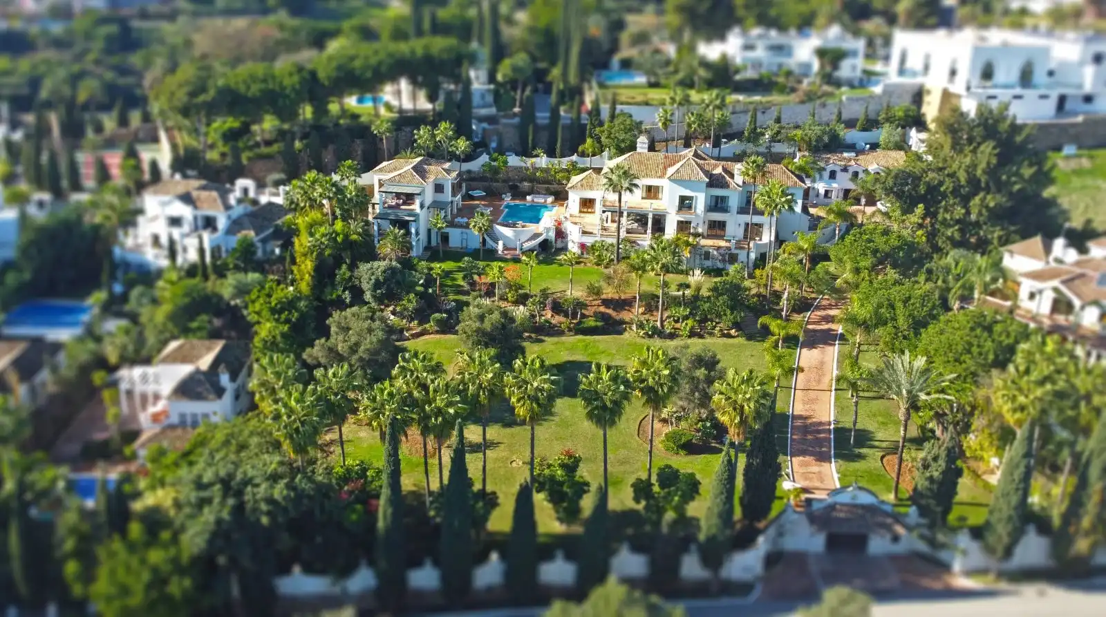 Casa amb terrassa en venda a El Paraíso, imagen 2