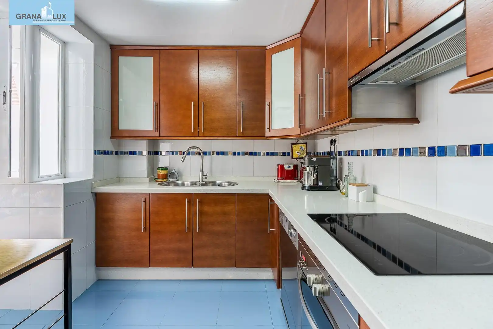 Kitchen of Flat for sale in Ronda