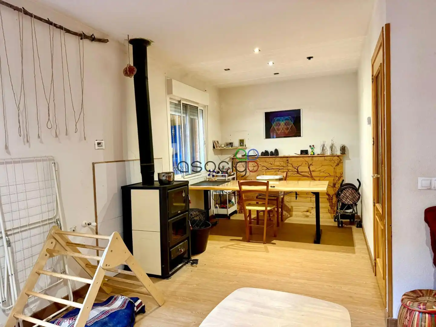 Casa adosada en venta en Chiloeches con Calefacción y Jardín privado
