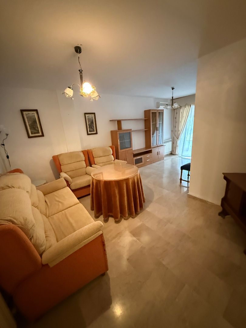 Sala de estar de Ático en venta en Alcalá la Real con Aire acondicionado, Calefacción y Terraza