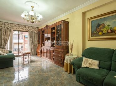 Appartamento con balcone in vendita a C. Fontiveros
