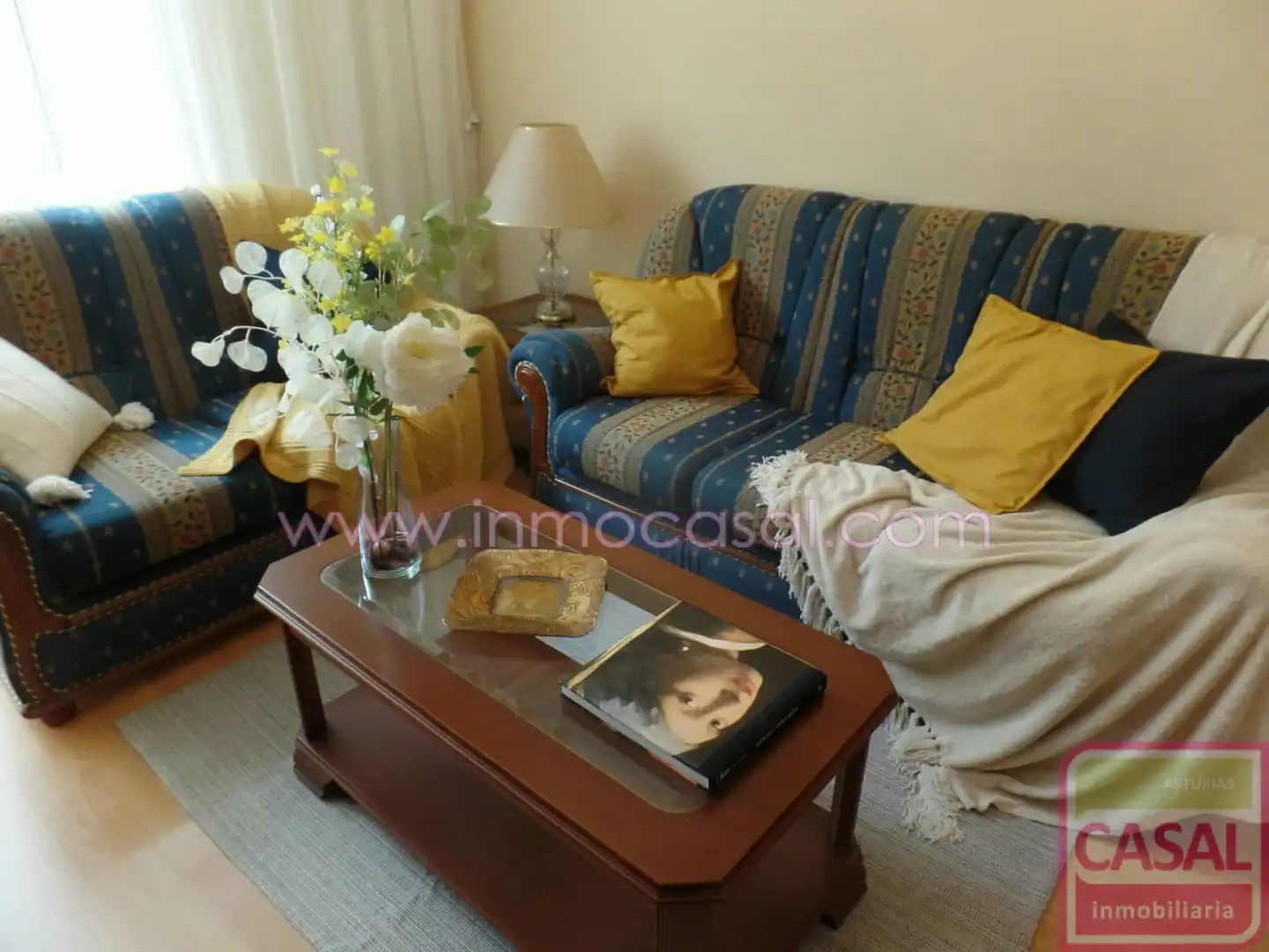 Living room of Flat for sale in Oviedo   with Heating, Storage room and Furnished