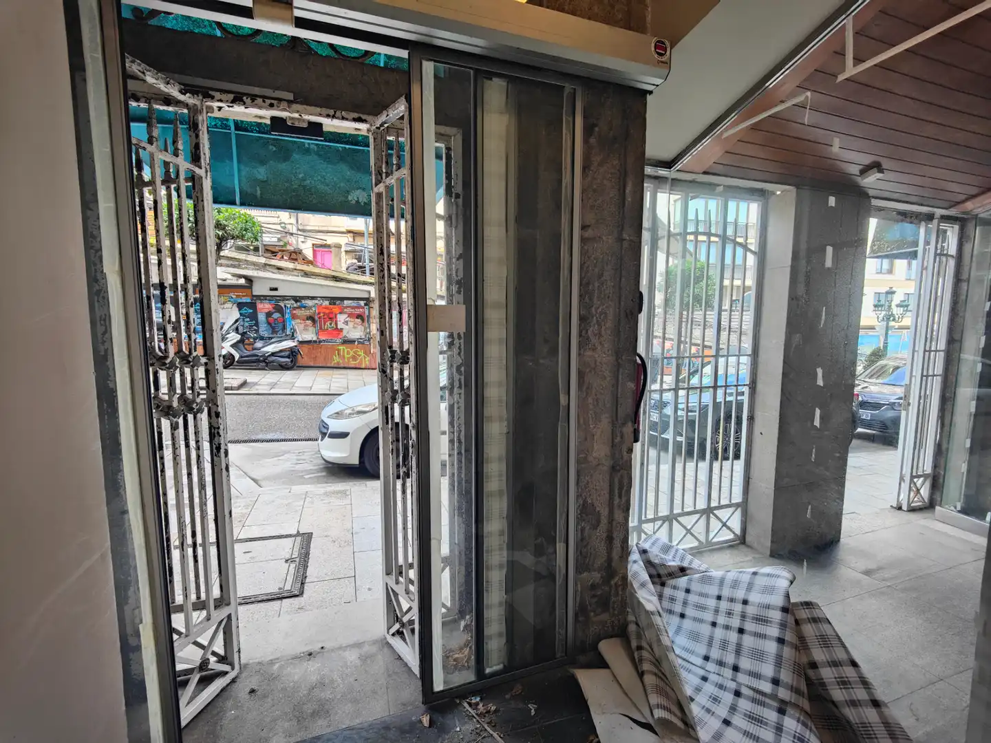 Commercial properties for rent in Vigo   with Air Conditioner
