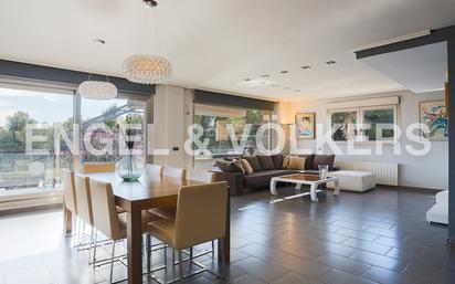 Living room of House or chalet for sale in Benicasim / Benicàssim  with Air Conditioner, Heating and Parquet flooring