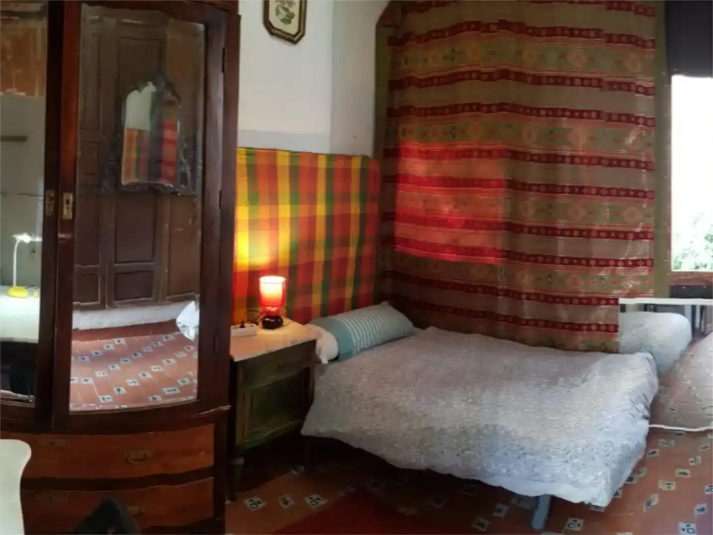 Habitación de Casa adosada para compartir en Almuñécar con Amueblado