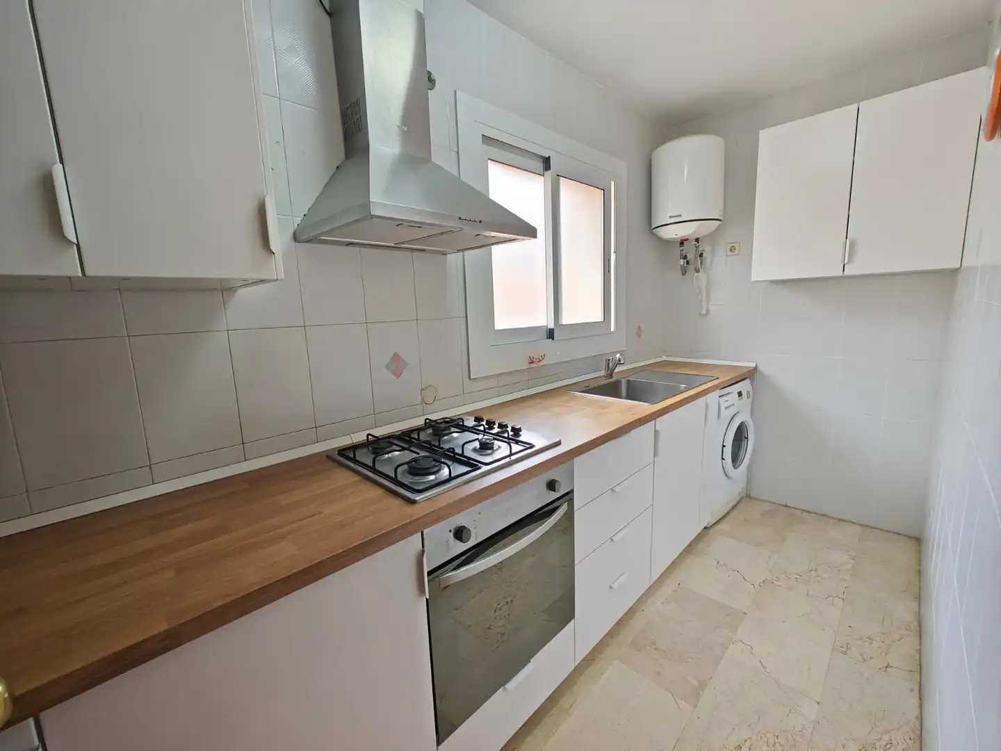 Flat with terrace for sale in Segur Platja, imagen 6