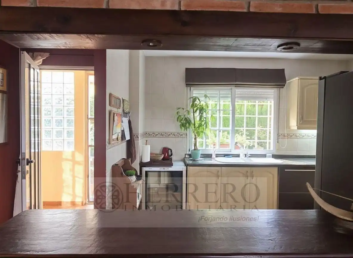 Cocina de Casa adosada en venta en Gandia con Aire acondicionado, Calefacción y Jardín privado