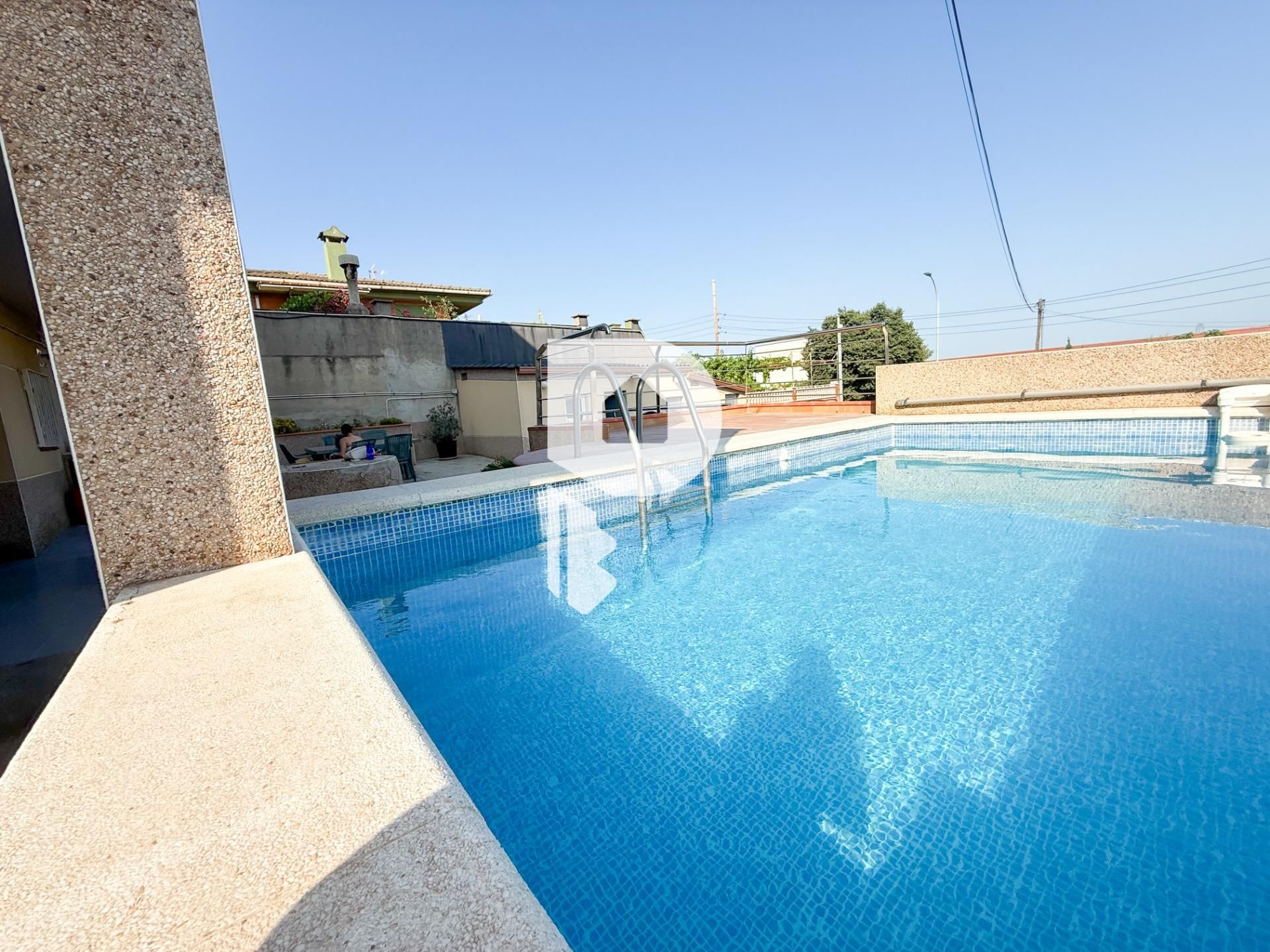 Swimming pool of House or chalet for sale in Sant Vicenç Dels Horts  with Air Conditioner, Heating and Private garden