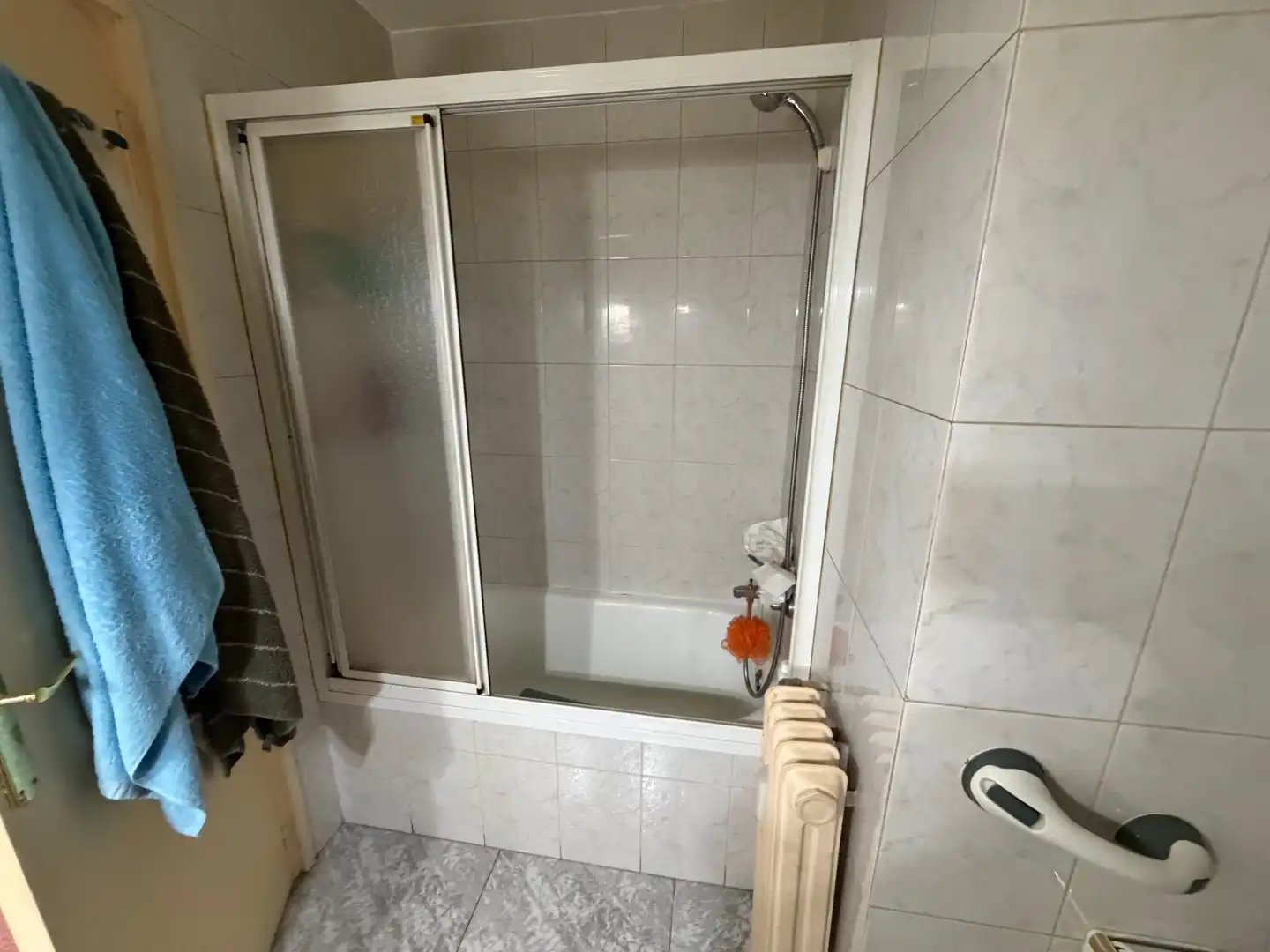 Bany de Pis en venda en Madrid amb Aire condicionat, Calefacció i Terrassa
