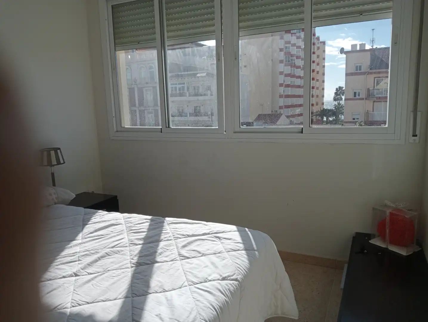 Habitación de Ático de alquiler en Torrox con Aire acondicionado, Terraza y Trastero