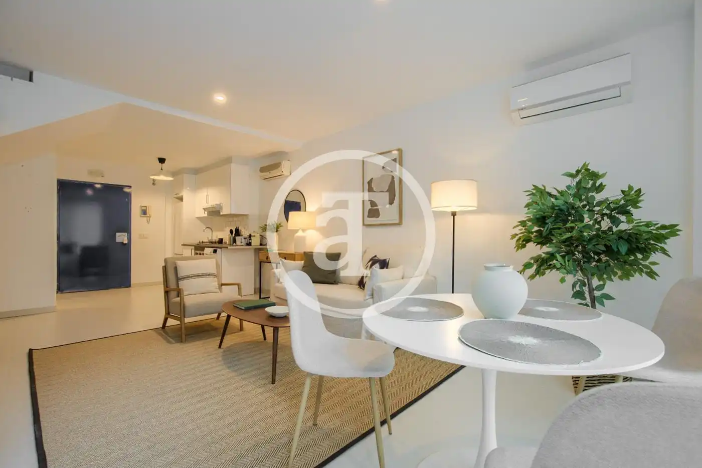 Living room of Duplexes for rent in Madrid  with Air Conditioner, Heating and Furnished