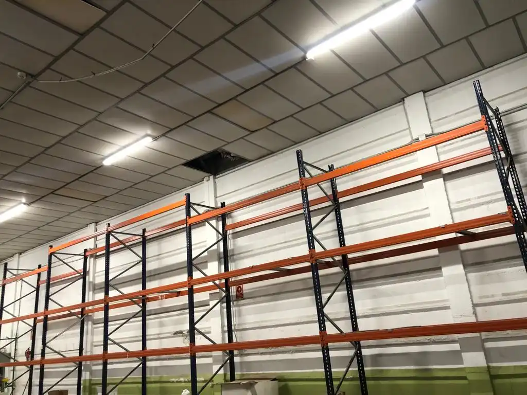 Nave industrial in vendita a Santa María del Águila, imagen 7
