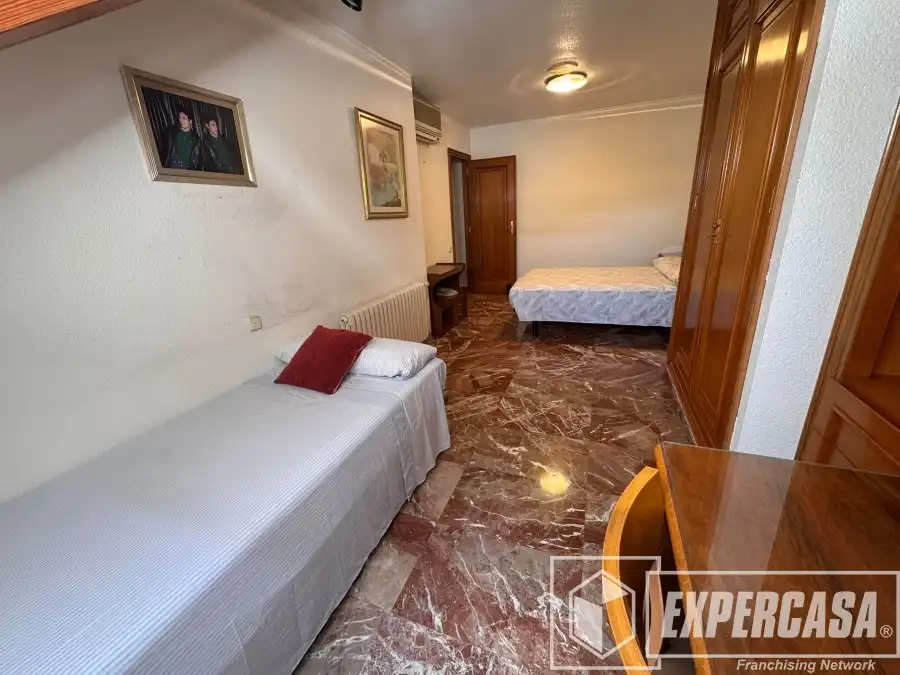 Habitación de Casa o chalet en venta en Burjassot con Aire acondicionado, Calefacción y Terraza