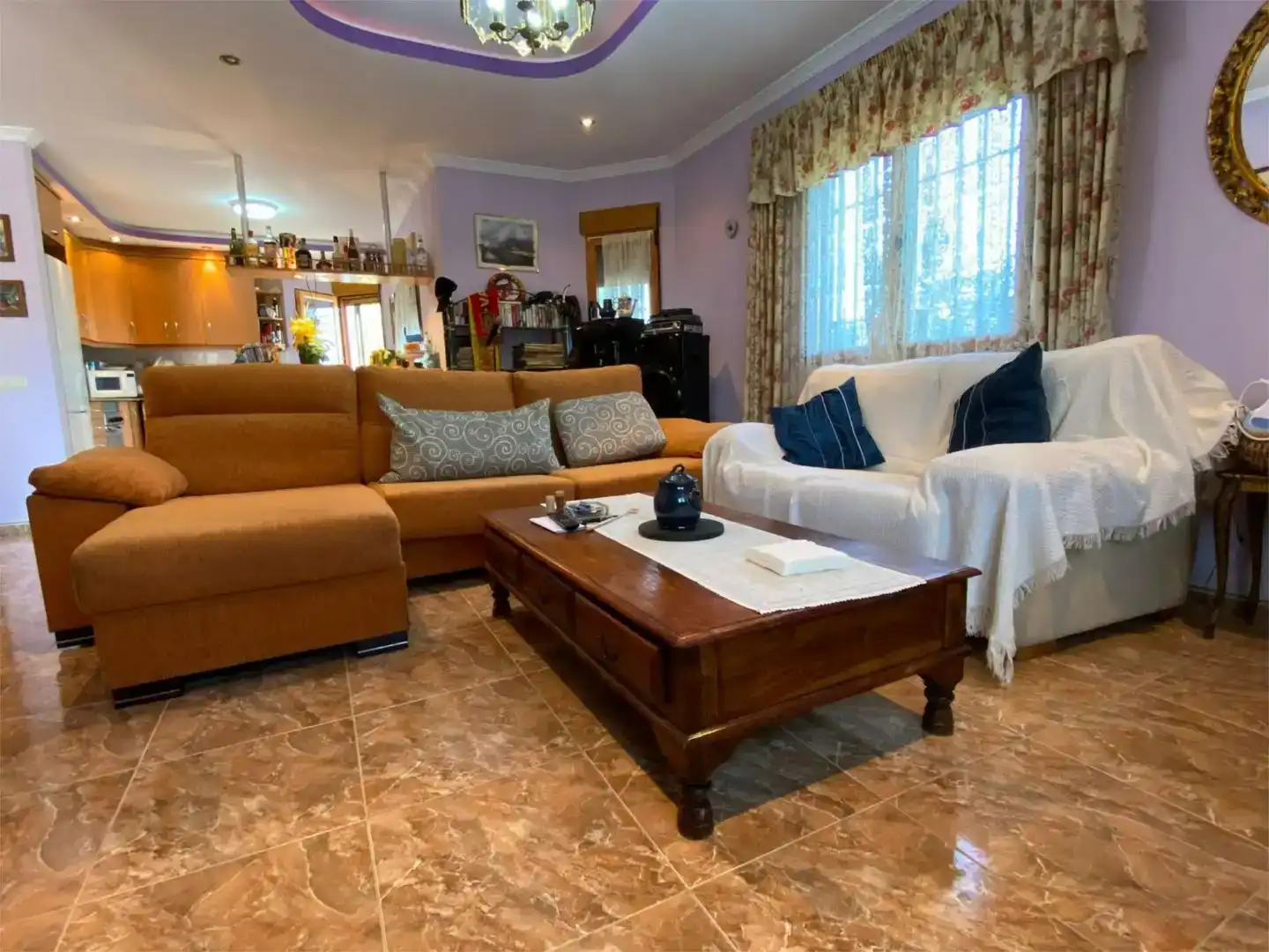 Sala d'estar de Pis en venda en Relleu amb Jardí privat i Moblat