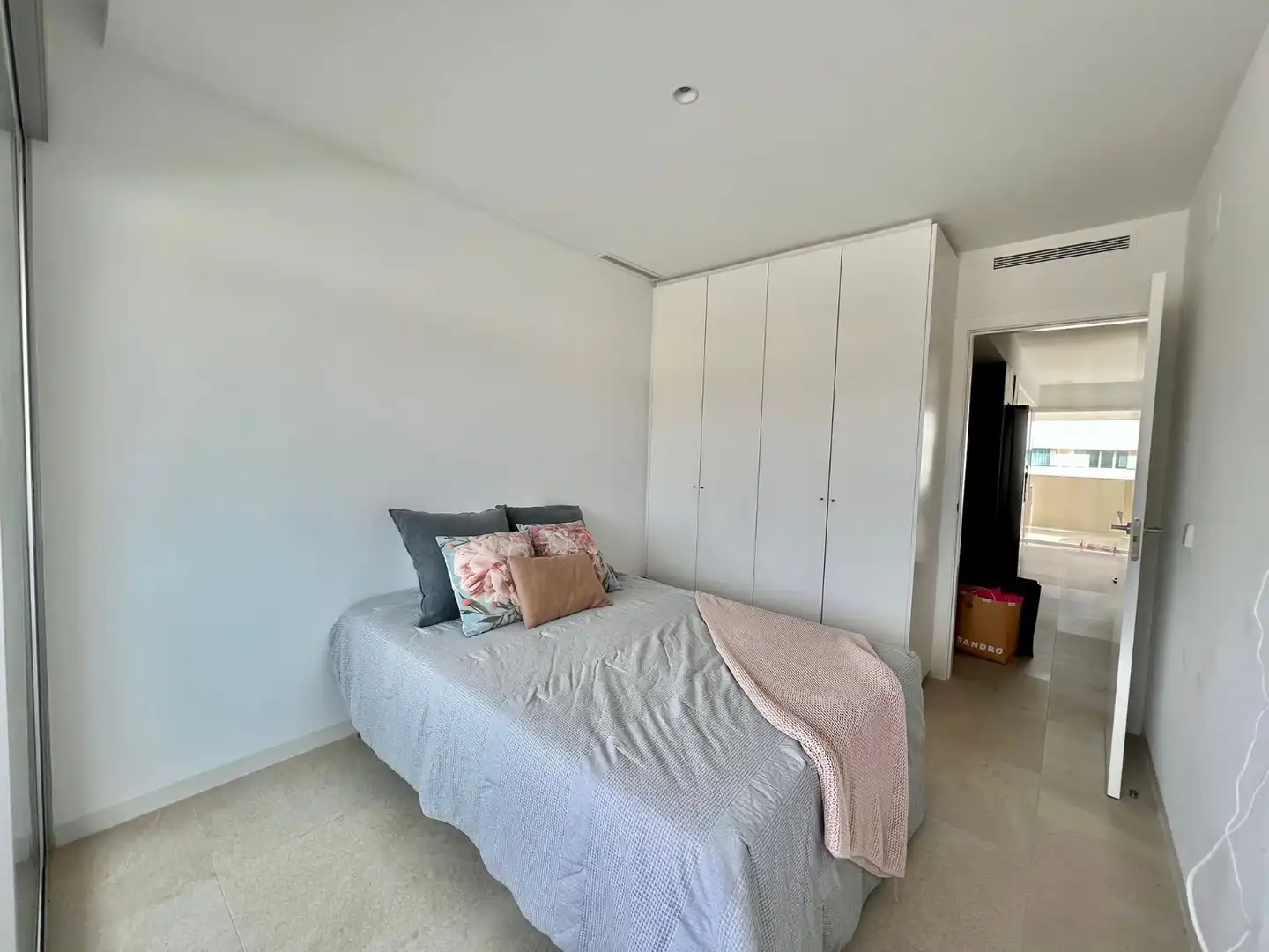 Habitación de Casa o chalet de alquiler en Torrevieja con Aire acondicionado, Calefacción y Terraza