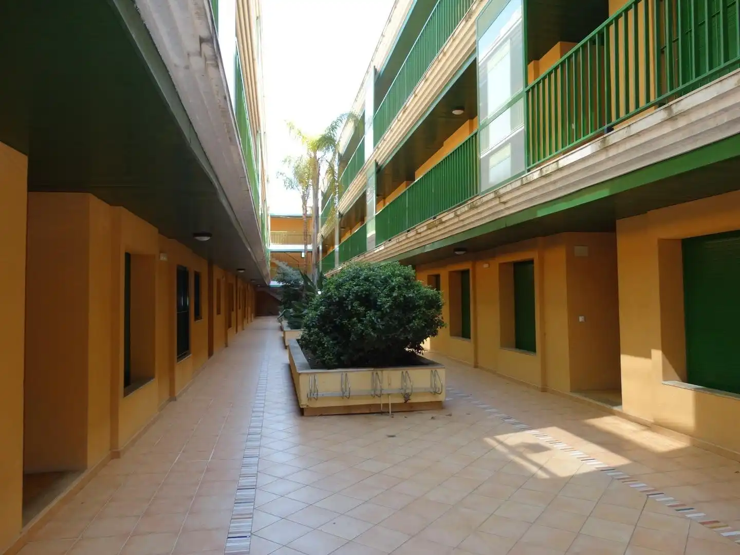 Wohnungen zum Verkauf in Amposta mit Klimaanlage, Heizung und Terrasse