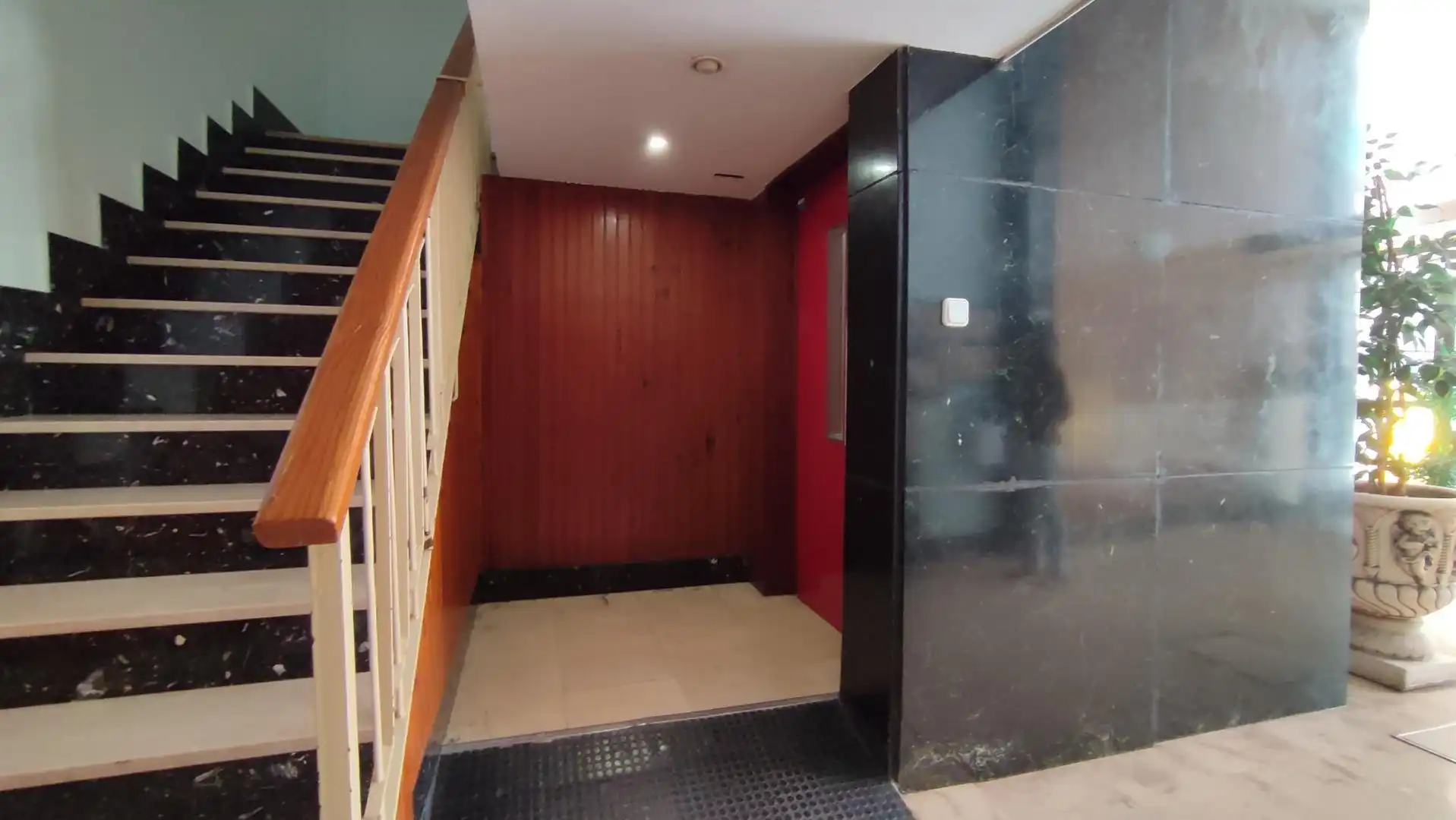 Piso con ascensor en venta en Avenida REPUBLICA ARGENTINA DE LA, imagen 25