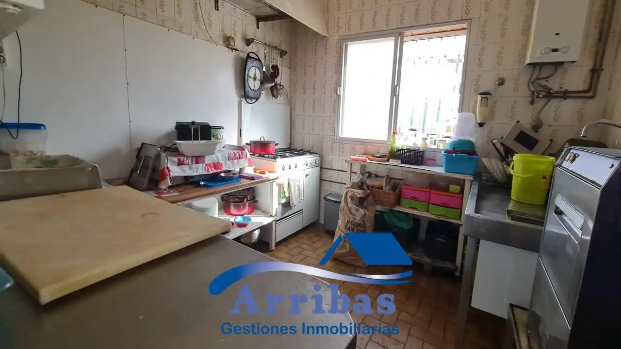 Cocina de Local en venta en Escalona con Aire acondicionado y Calefacción