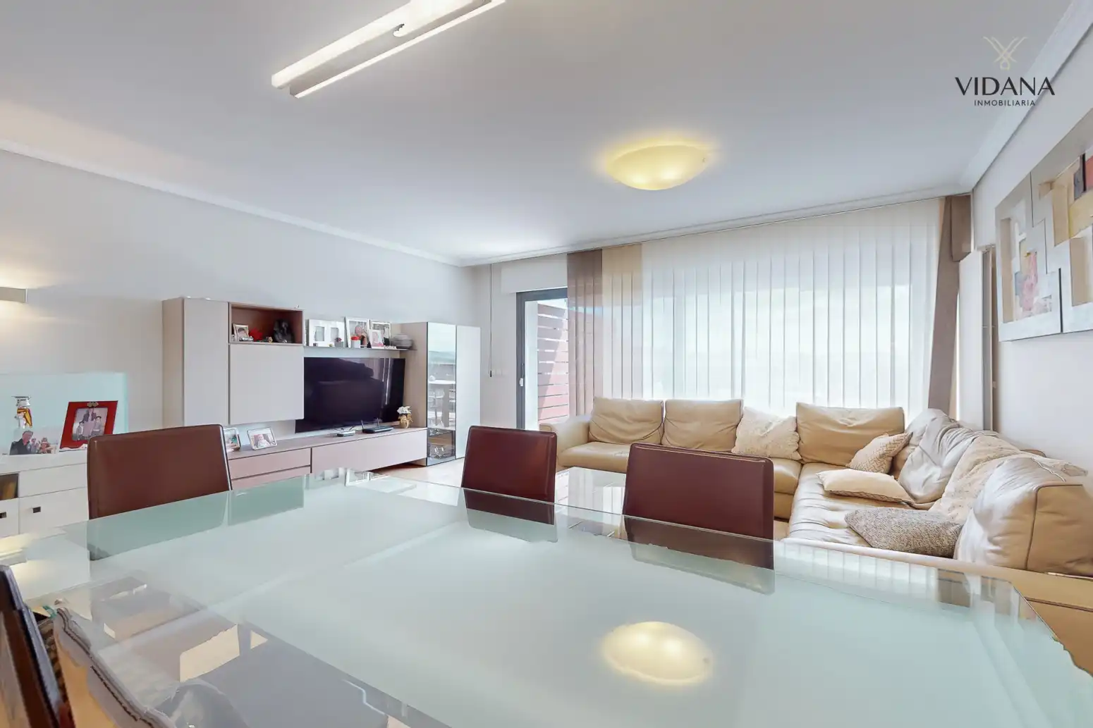 Sala de estar de Ático en venta en  Pamplona / Iruña con Calefacción, Jardín privado y Parquet