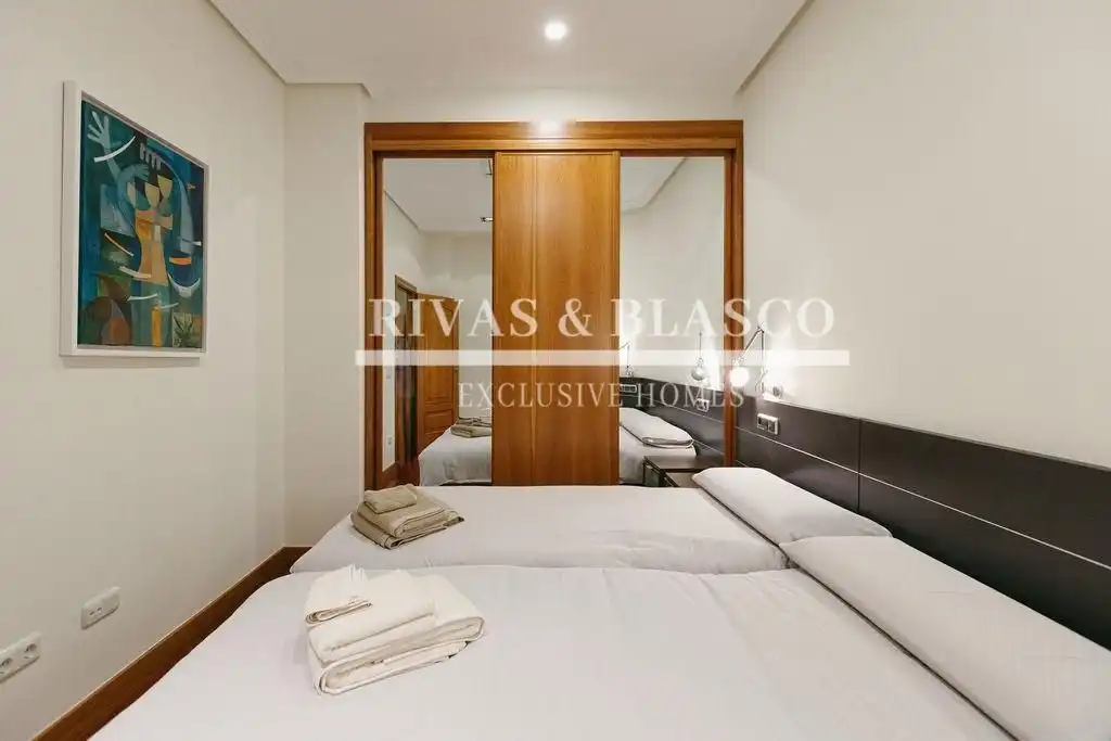 Dormitori de Apartament de lloguer en Donostia - San Sebastián  amb Aire condicionat, Calefacció i Moblat