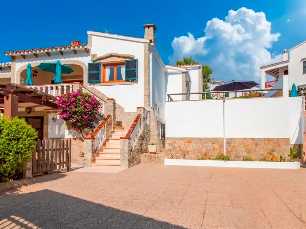 Exterior view of Houses for sale in Es Mercadal  with Private garden and Swimming Pool
