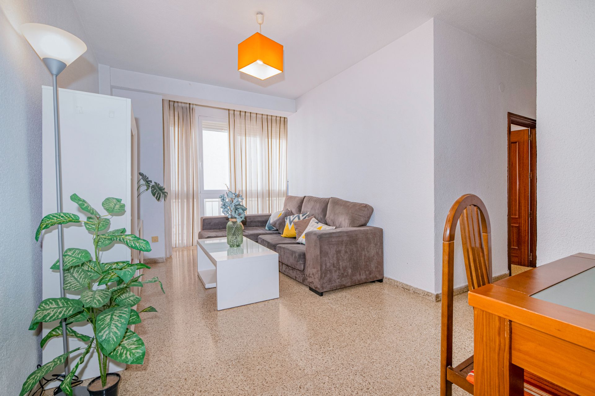 Sala d'estar de Pis en venda en  Granada Capital amb Traster