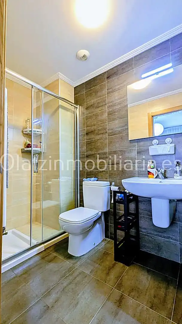 Bathroom of Flat for sale in Amorebieta-Etxano  with Heating, Balcony and Community pool
