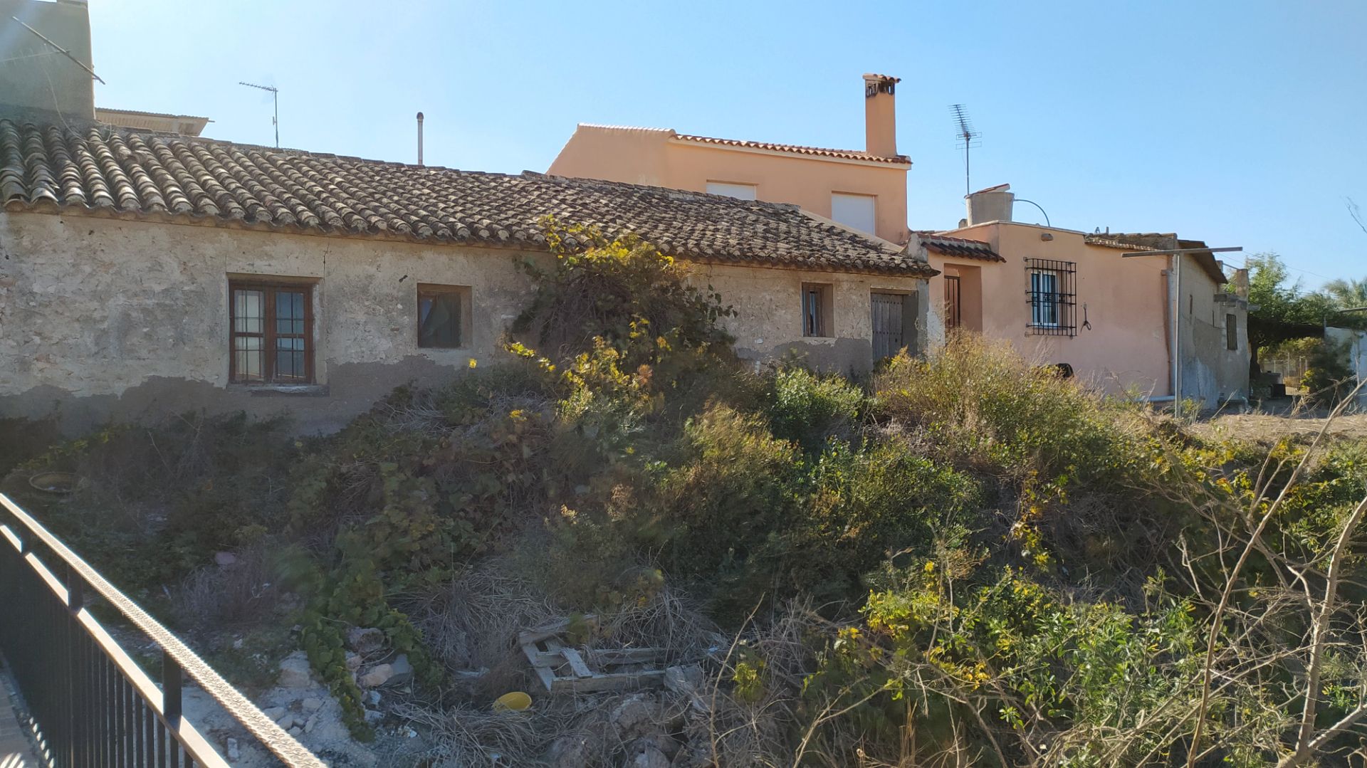Casa adosada en venda en Totana amb Aire condicionat, Terrassa i Moblat