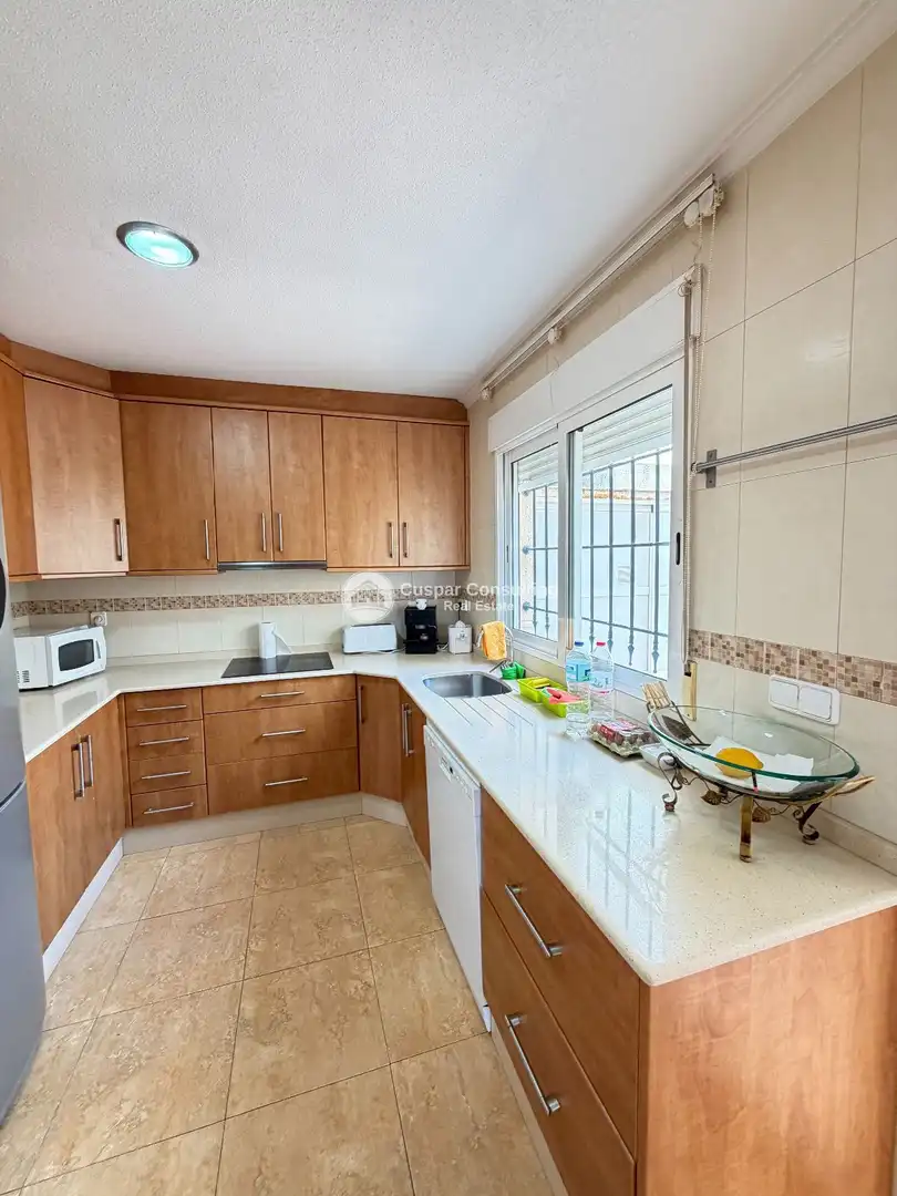 Cocina de Casa adosada en venta en San Pedro del Pinatar con Aire acondicionado, Calefacción y Terraza