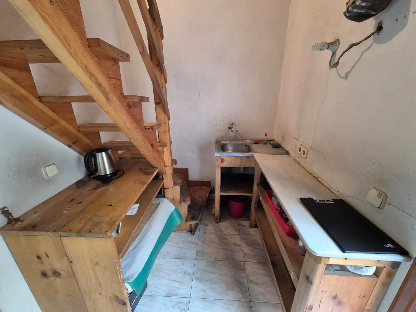 Kitchen of Commercial properties for rent in A Coruña Capital 